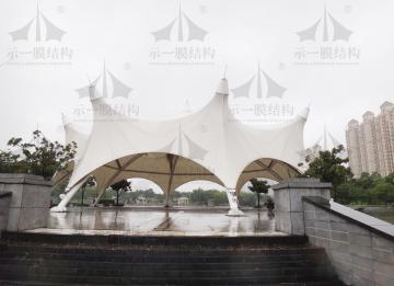 膜结构维修之出现什么情况不建议局部补丁，直接更换？